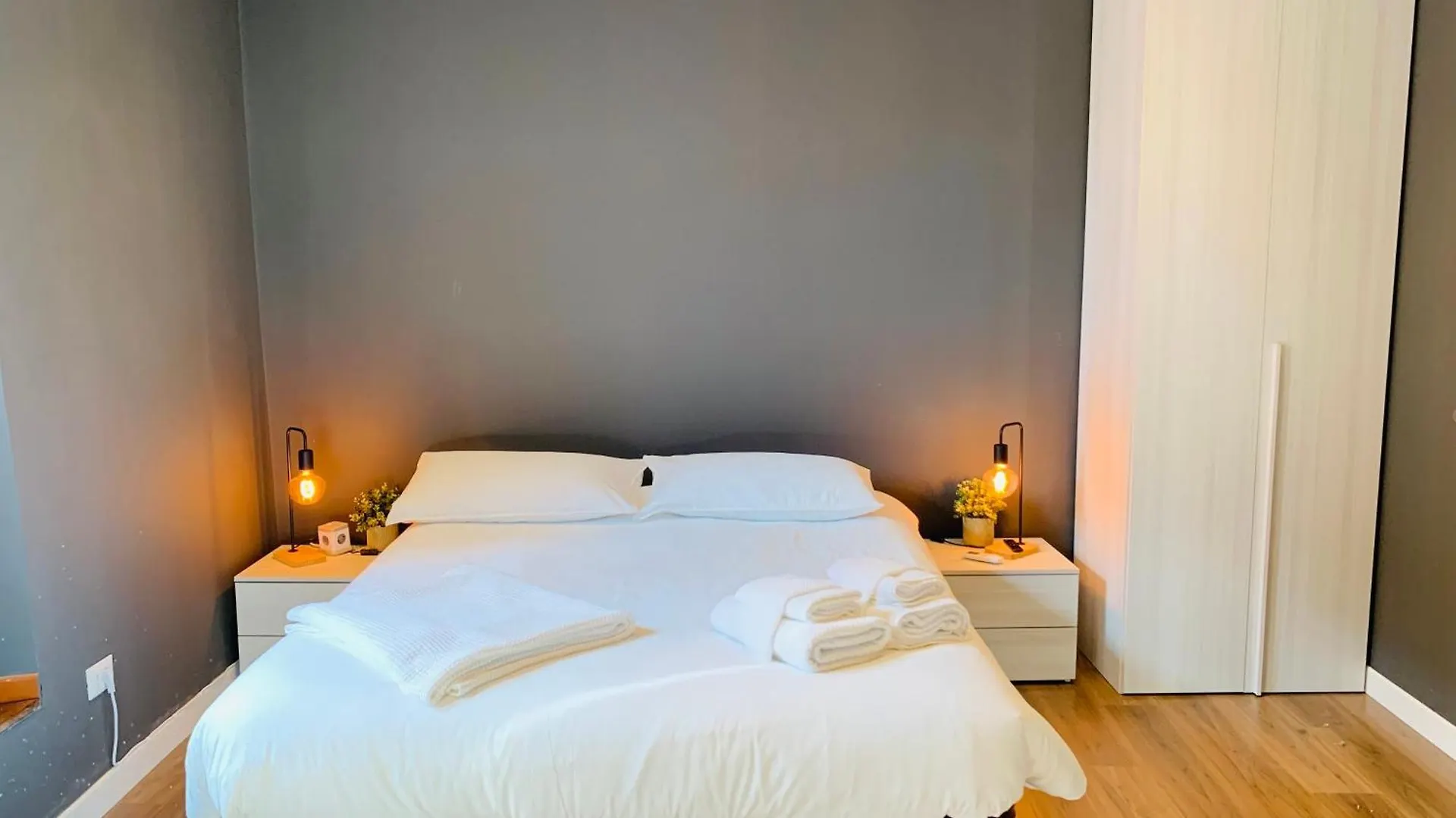 San Lorenzo Elegance Suites - Just Steps From The Colosseum Rome