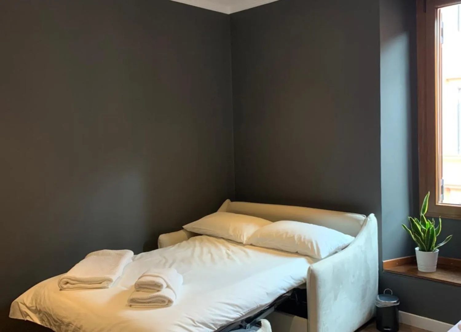 San Lorenzo Elegance Suites - Just Steps From The Colosseum Italy
