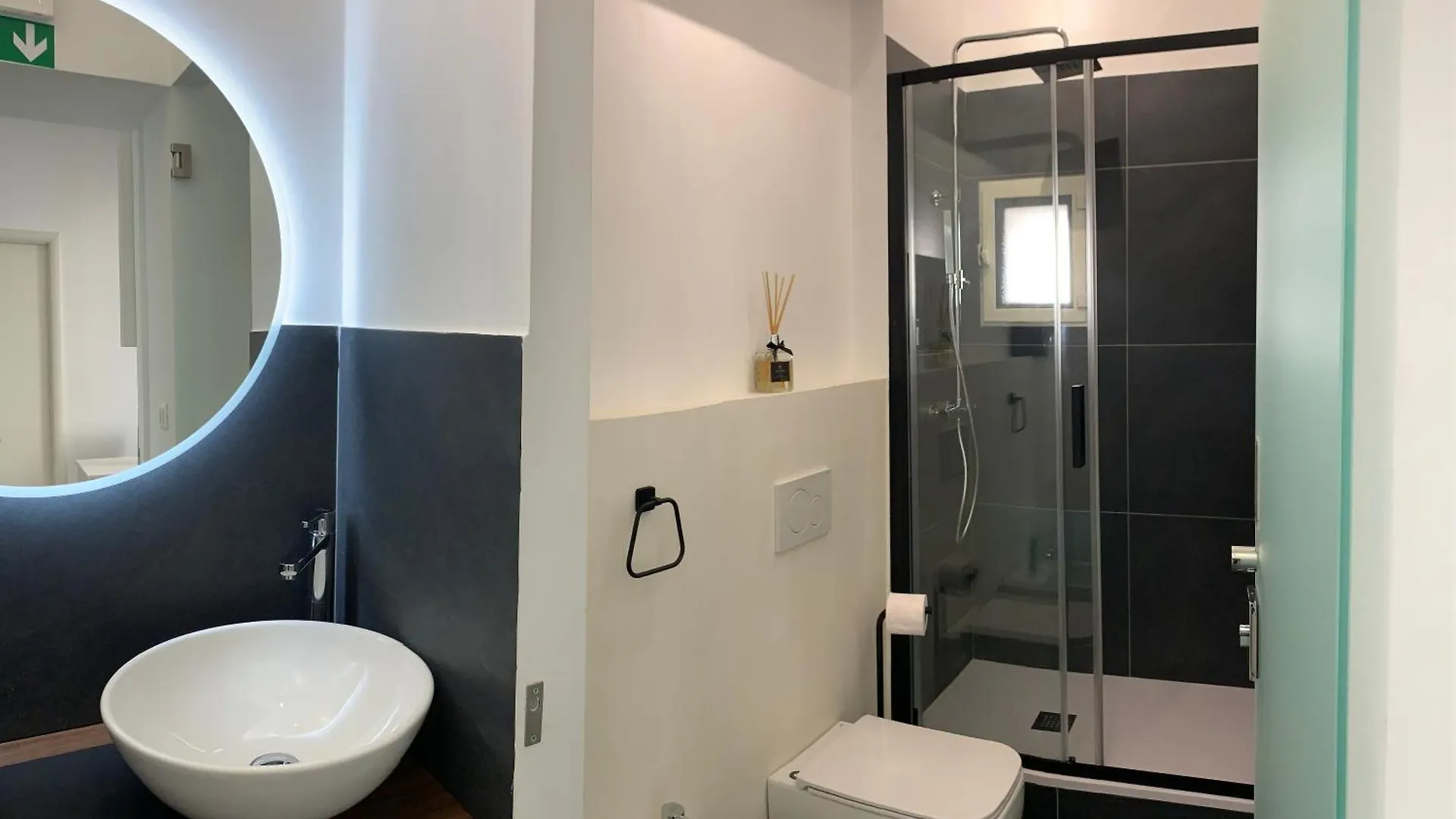 Apartment San Lorenzo Elegance Suites - Just Steps From The Colosseum